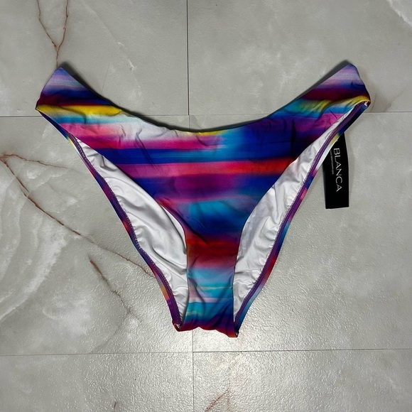 NWT La Blanca Sunset Shores Scoop Bottom Rainbow Striped Tie Dye Size 16 - Picture 3 of 5